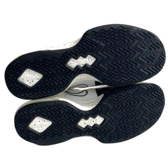 Nike Lebron Witness 8 VIII Grey Men's Sz 10 Basketball Shoes - Picture 7 of 8